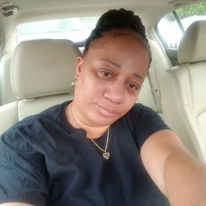 Meet your Posher, Faye